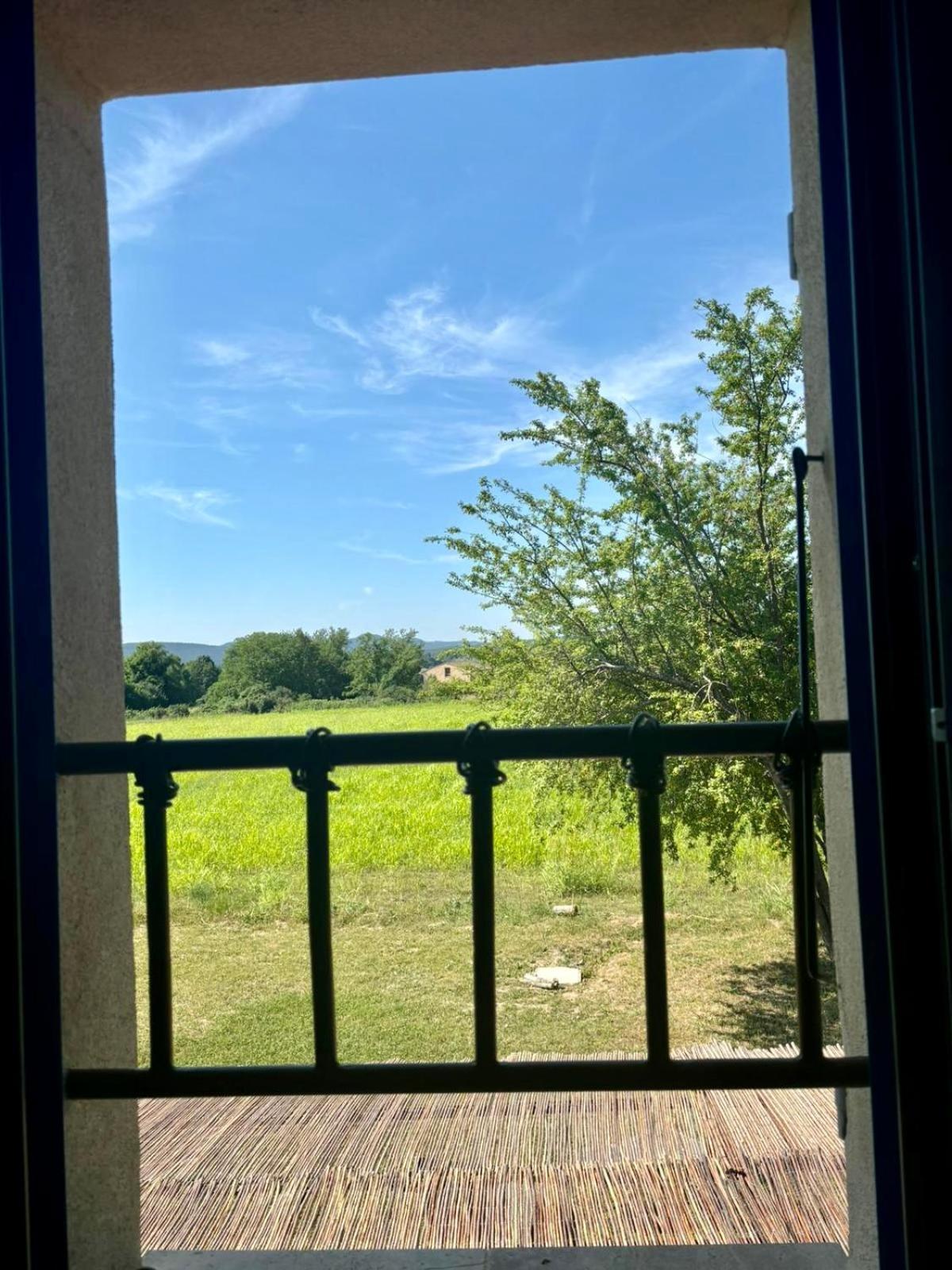 فيلا Le Petit Cabanon Provencal Mane  المظهر الخارجي الصورة